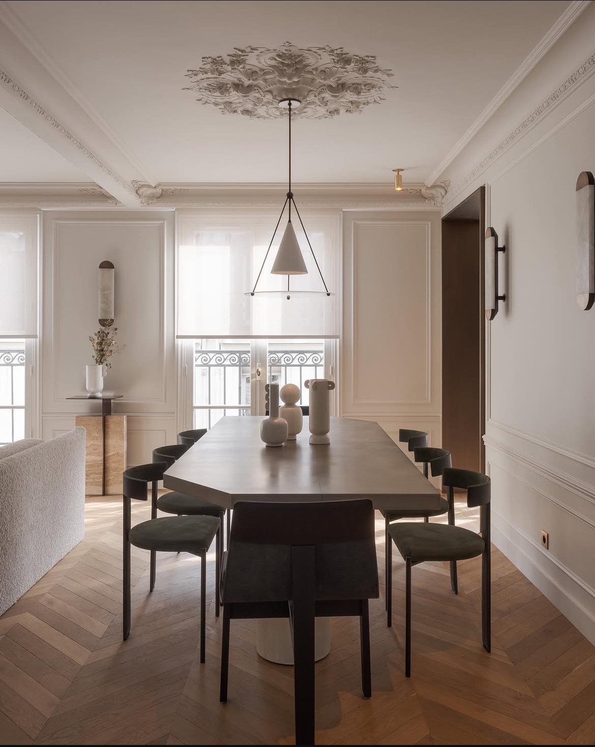 Haussmannian Interior : Timeless Parisian Charm